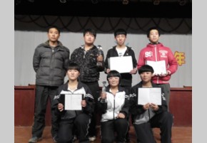 曲阳一中荣获全县中学生乒乓球比赛男子团体冠军